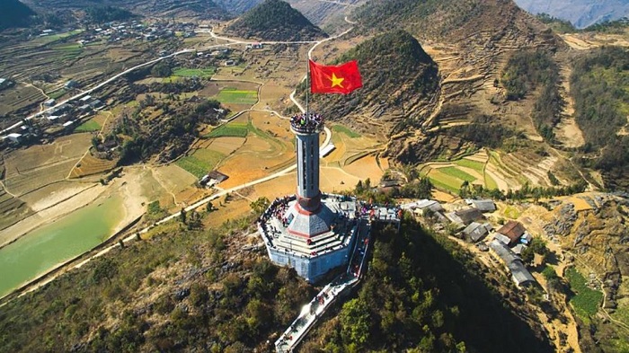 Nâng ngực nội soi ở Hà Giang